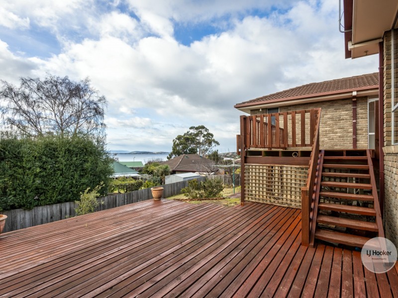 47 Woodlands Drive, Blackmans Bay TAS 7052