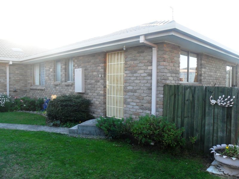 2/13-15 Newman Court, Claremont TAS 7011