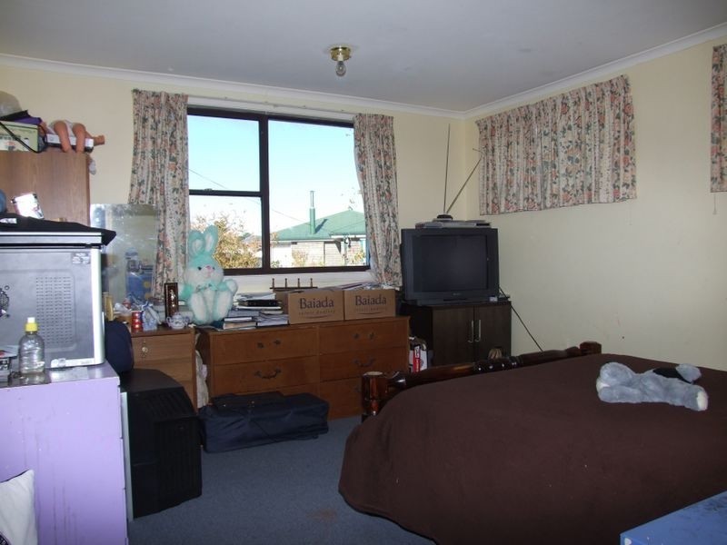 8 Allens Avenue, Lutana TAS 7009