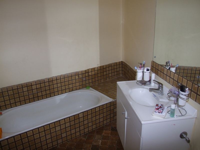 8 Allens Avenue, Lutana TAS 7009