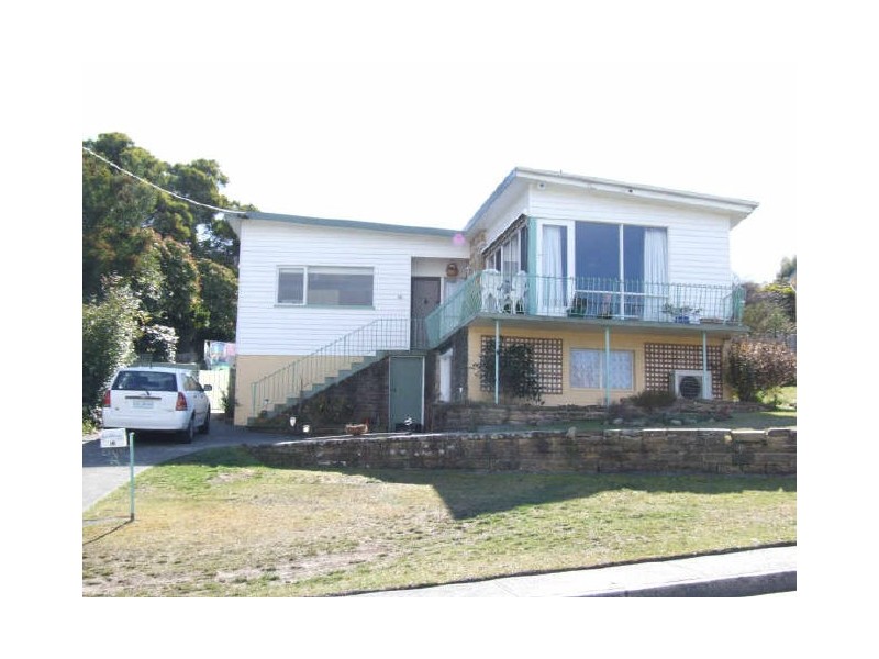 16 Kalang Avenue, Lenah Valley TAS 7008