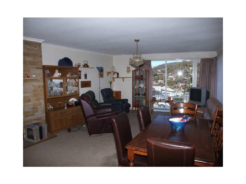 16 Kalang Avenue, Lenah Valley TAS 7008