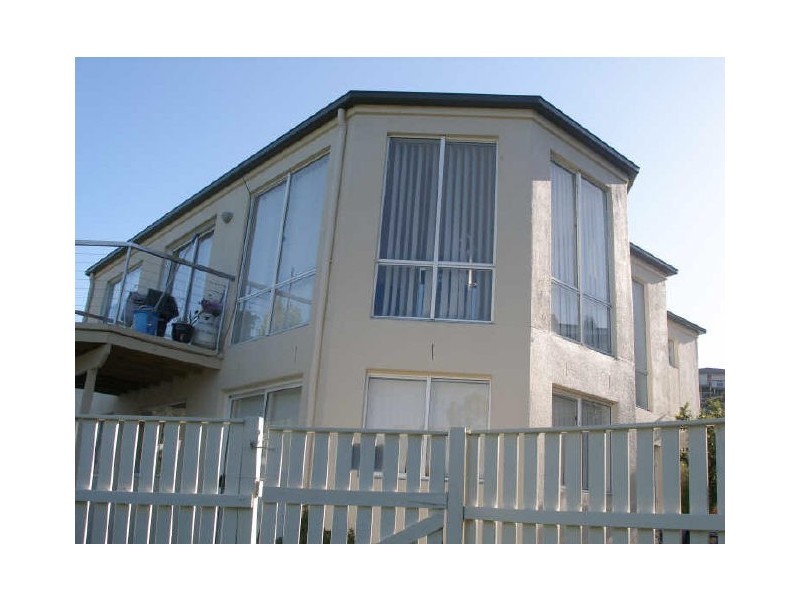 71 Ruth Drive, Lenah Valley TAS 7008
