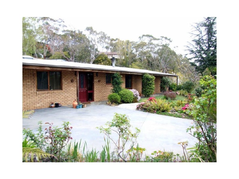 16 Tangara Road, Mount Nelson TAS 7007