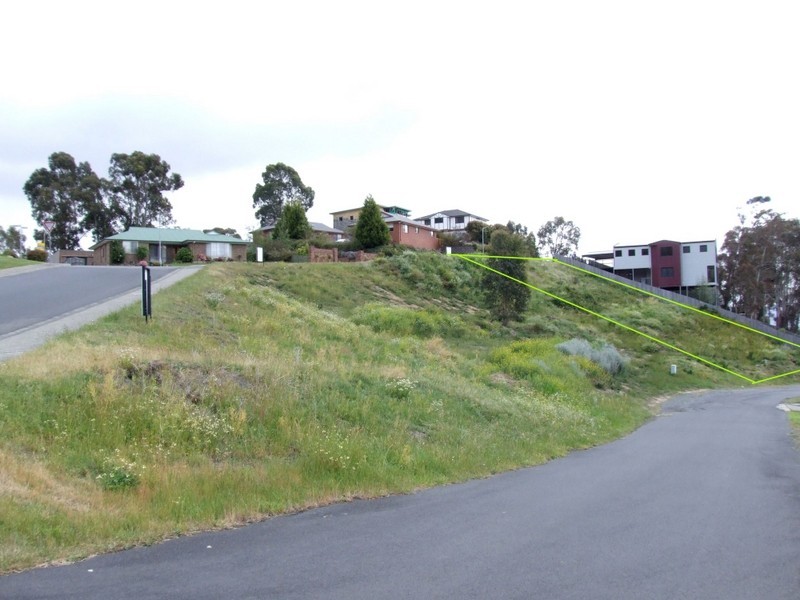 63 Ruth Drive, Lenah Valley TAS 7008