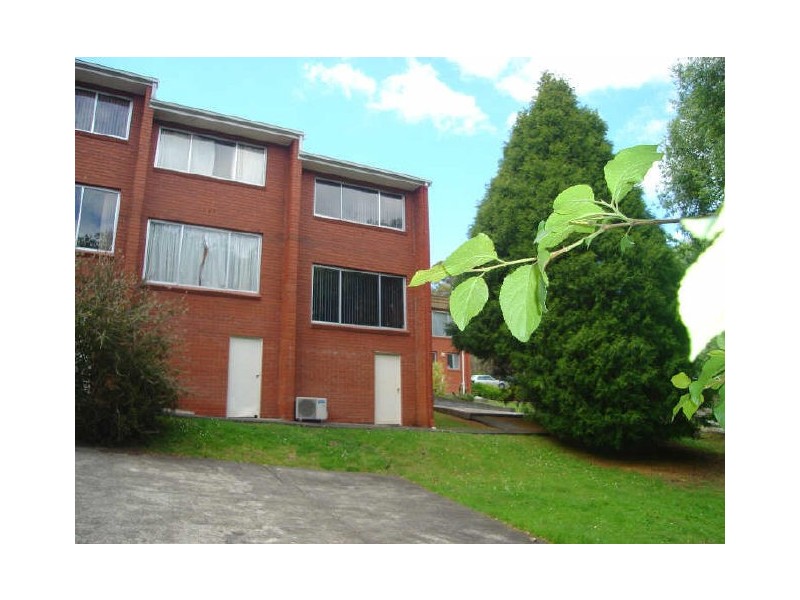 4/276 Churchill Avenue, Sandy Bay TAS 7005
