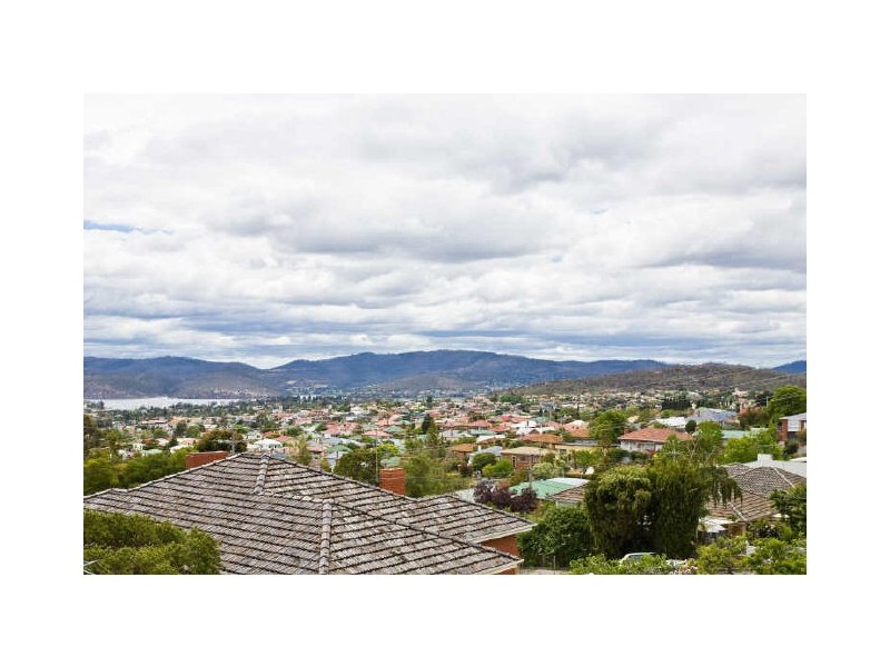 12/54 Edge Avenue, Lenah Valley TAS 7008
