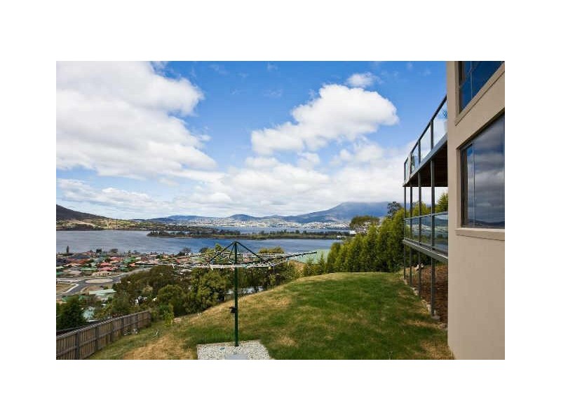 3 Whitegum Place, Old Beach TAS 7017