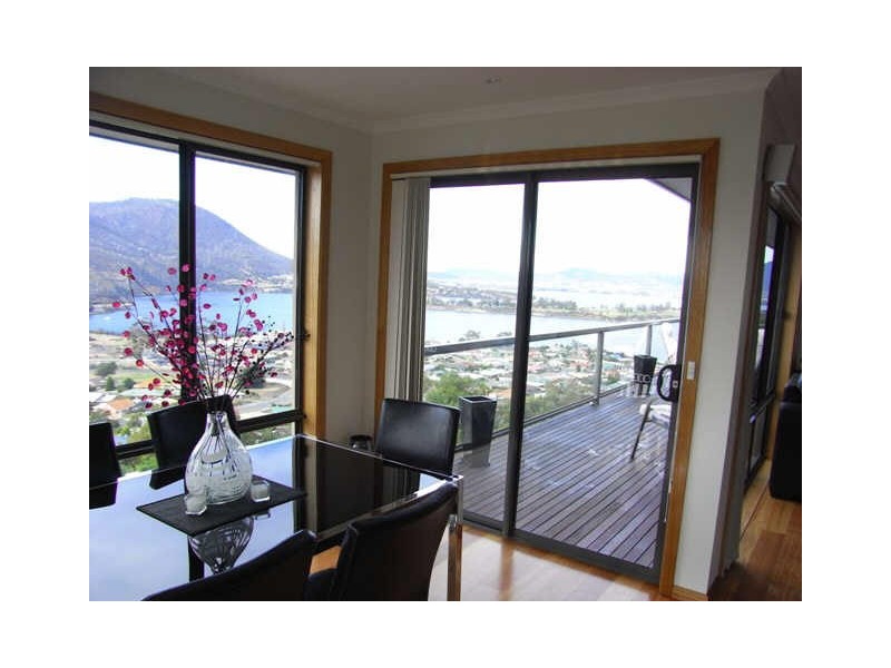 3 Whitegum Place, Old Beach TAS 7017
