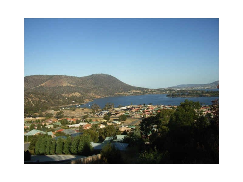 3 Whitegum Place, Old Beach TAS 7017