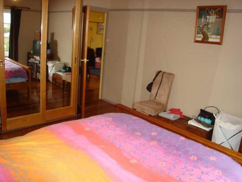 13 Gregson Avenue, New Town TAS 7008