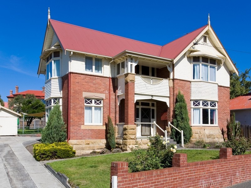 12 Waterloo Crescent, Battery Point TAS 7004