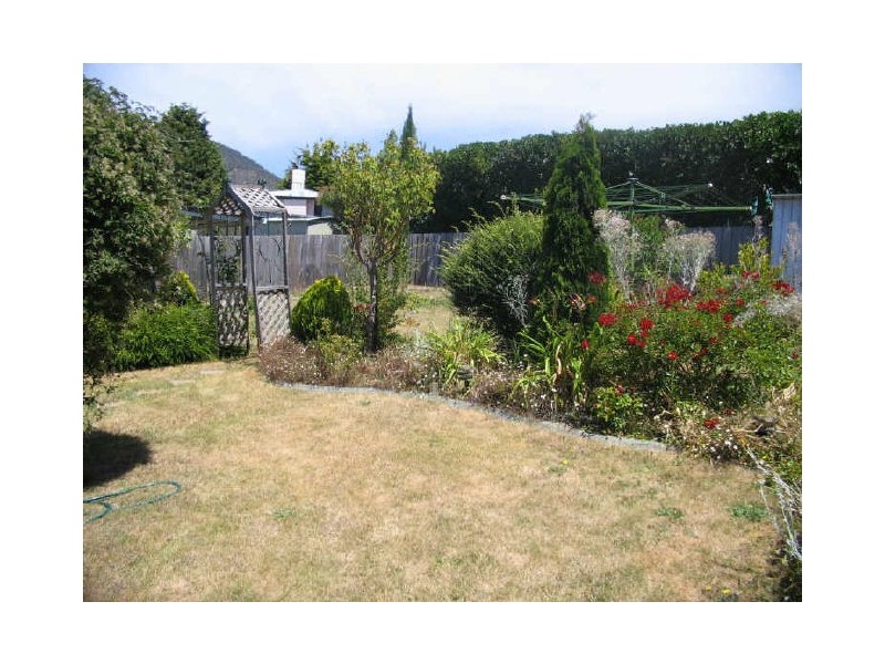 10 Langura Avenue, Chigwell TAS 7011