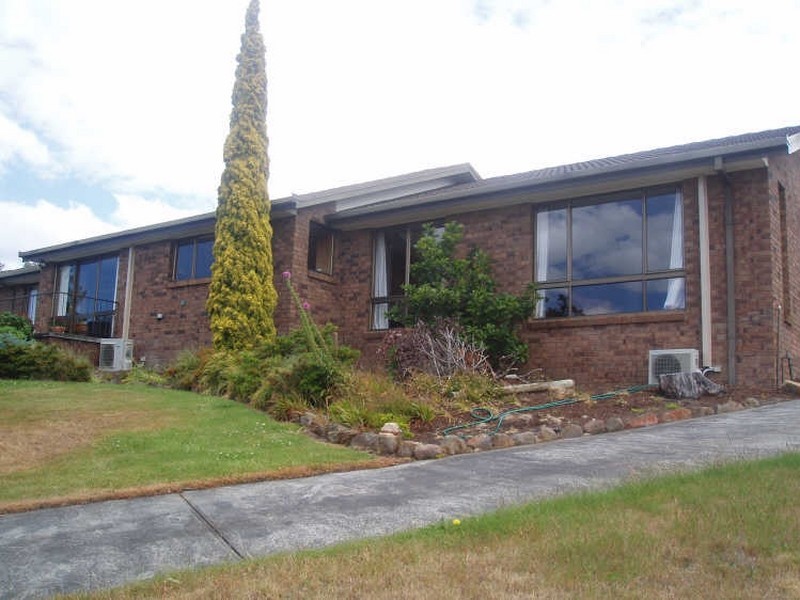 21 Officer Street, Rosetta TAS 7010