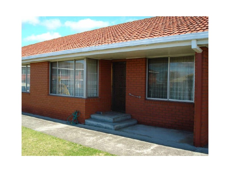 2/125 Hopkins Street, Moonah TAS 7009