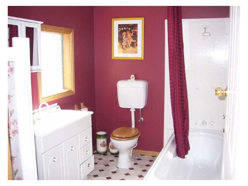 36 Hilton Road, Claremont TAS 7011