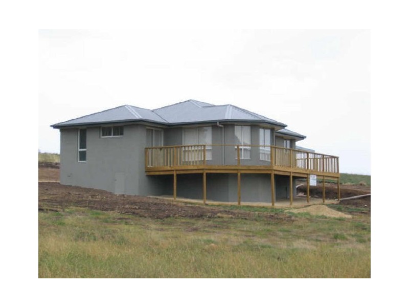 37 Serenity Drive, Dromedary QLD 4718