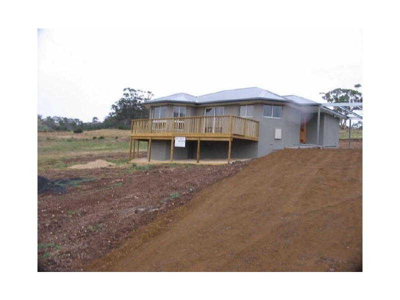 37 Serenity Drive, Dromedary QLD 4718