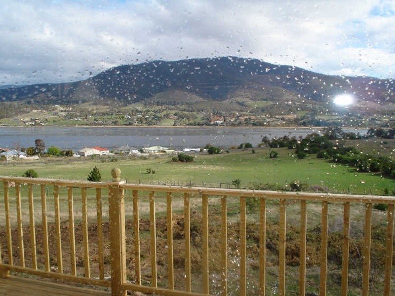 24 Serenity Drive, Dromedary TAS 7030