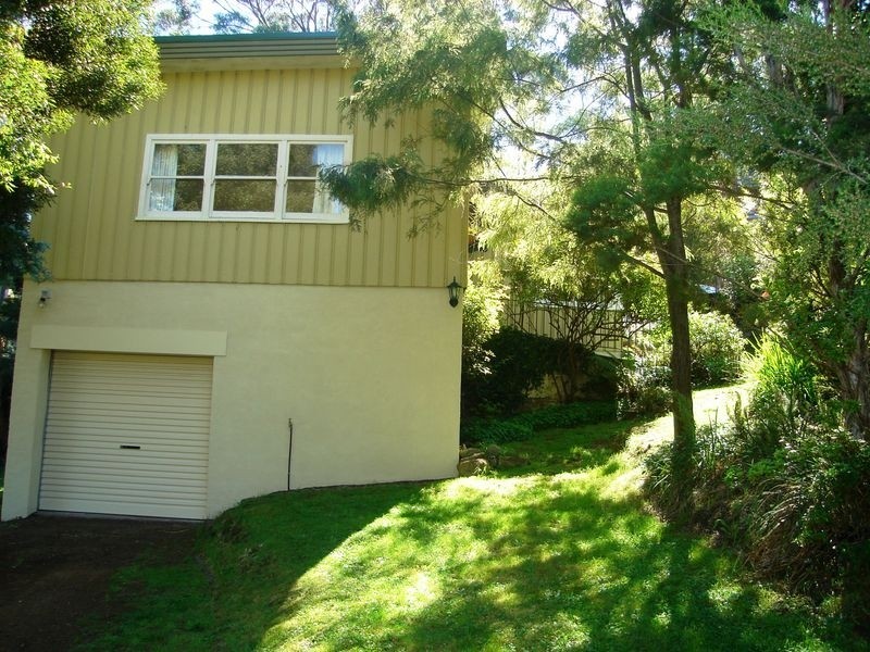 4 Churchill Road, Taroona TAS 7053