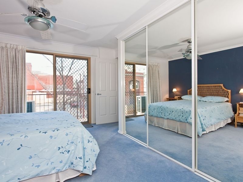 2/28 Collins Street, Hobart TAS 7000