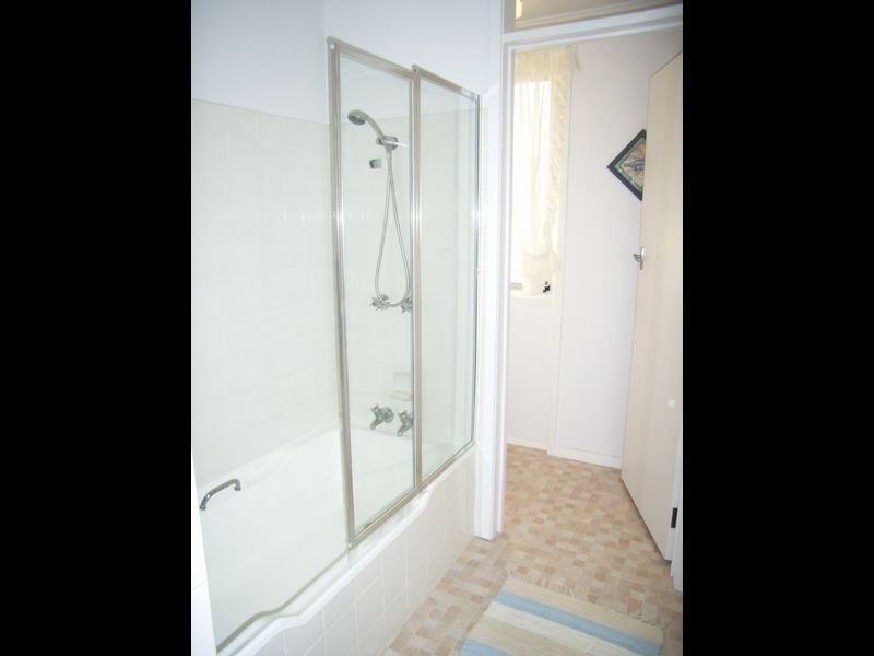 11/10 Ballawinnie Road, Lindisfarne TAS 7015