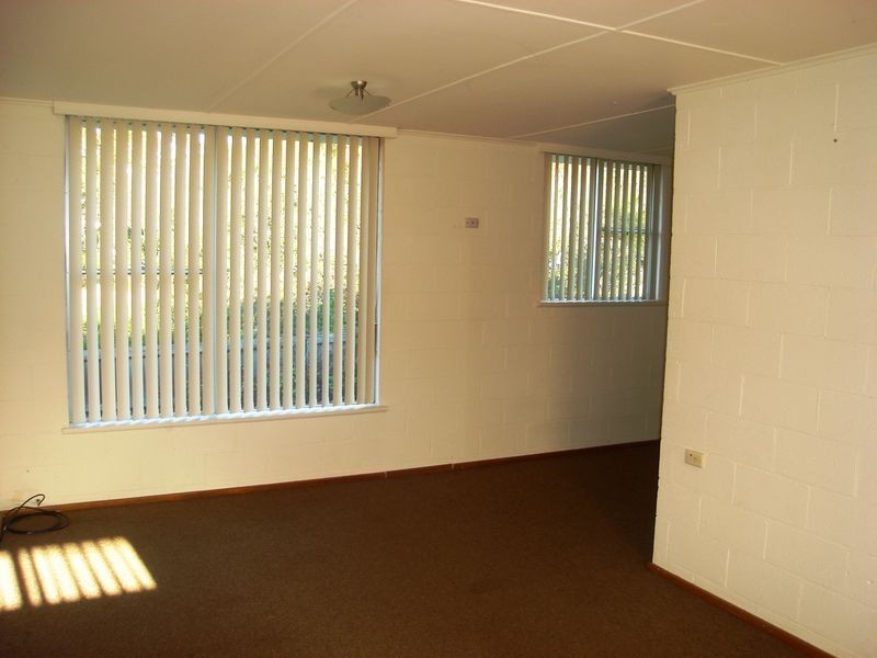 4/50 Burtonia Street, Rokeby TAS 7019