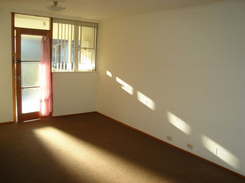 4/50 Burtonia Street, Rokeby TAS 7019