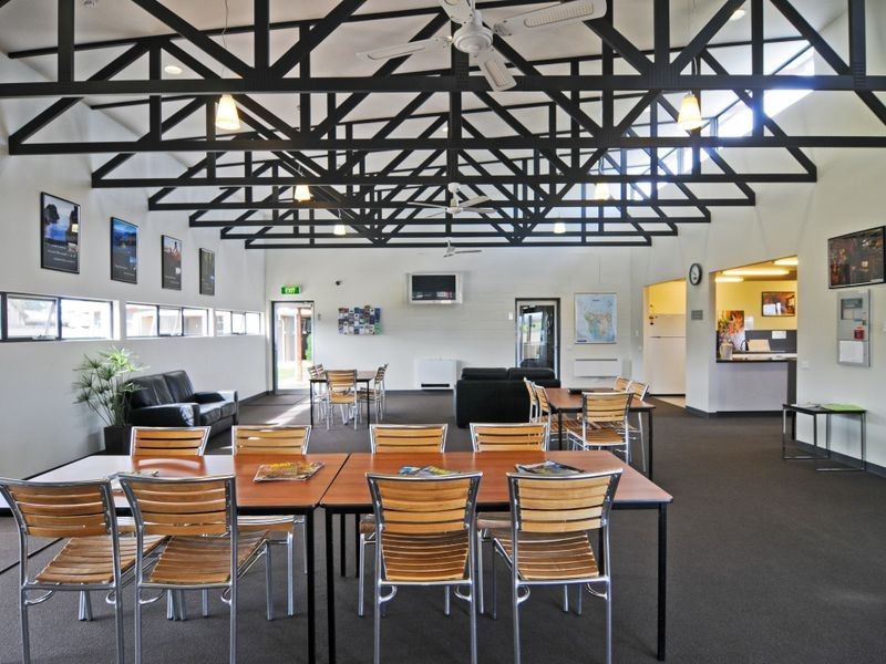 2/96 Tasman Highway, Swansea TAS 7190