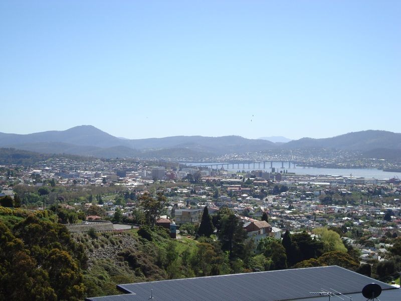 12 Oberon Court, Dynnyrne TAS 7005