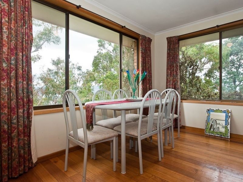 16 Jabez Crescent, Lenah Valley TAS 7008