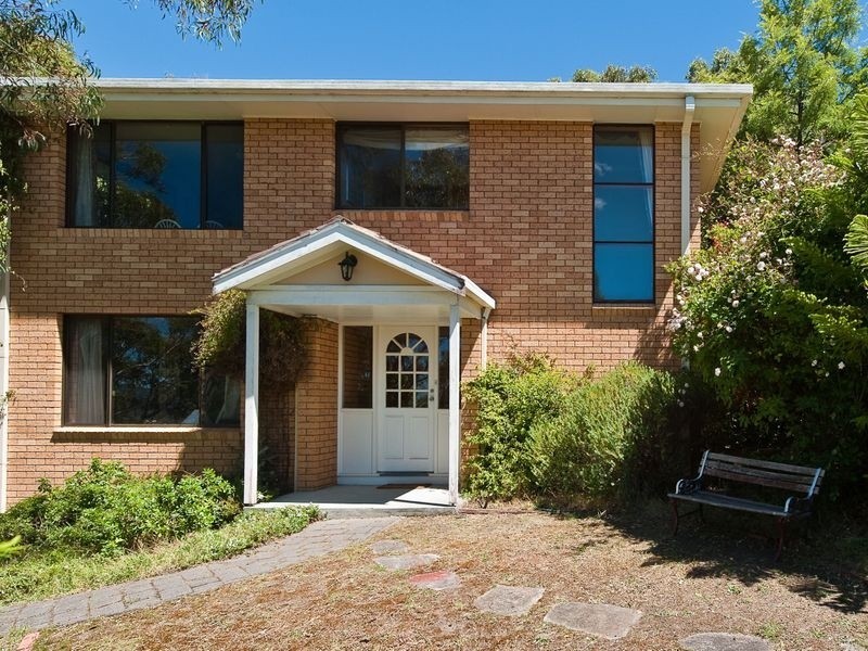 16 Jabez Crescent, Lenah Valley TAS 7008