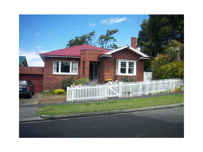 16 Pine Street, West Hobart TAS 7000