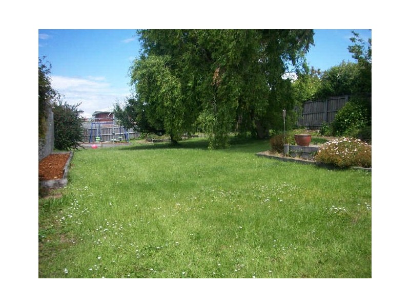 16 Pine Street, West Hobart TAS 7000