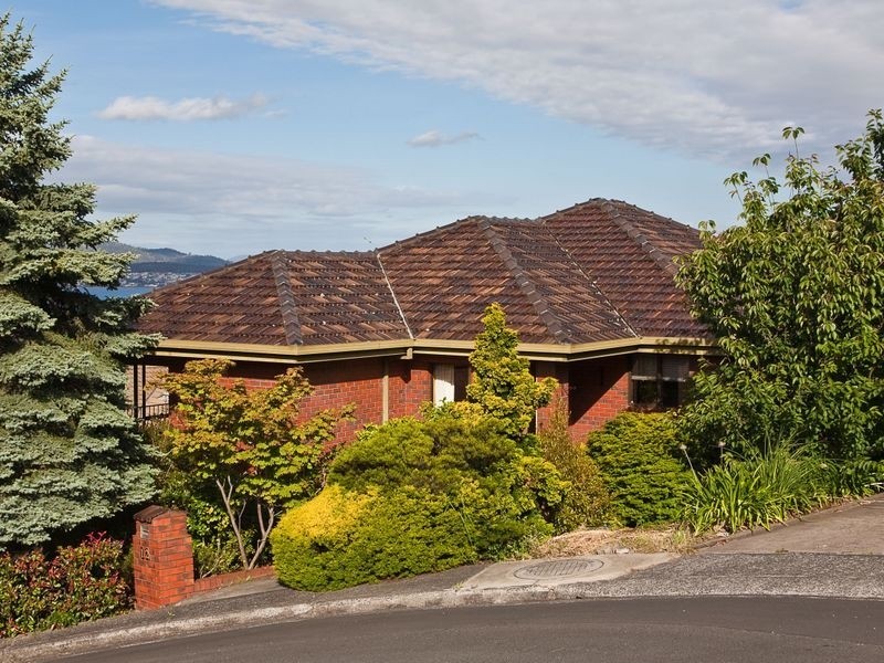 12 Hatton Gardens, Sandy Bay TAS 7005