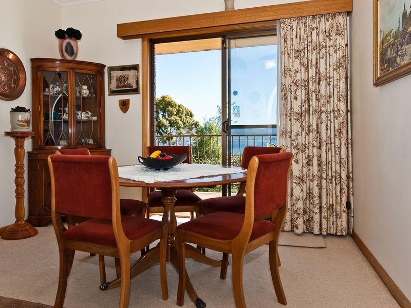 12 Hatton Gardens, Sandy Bay TAS 7005