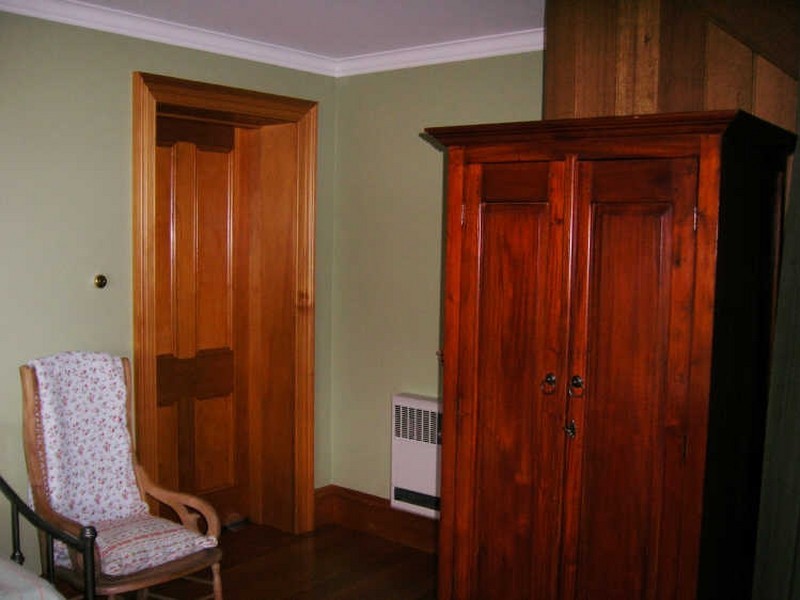 1 Salvator Road, West Hobart TAS 7000