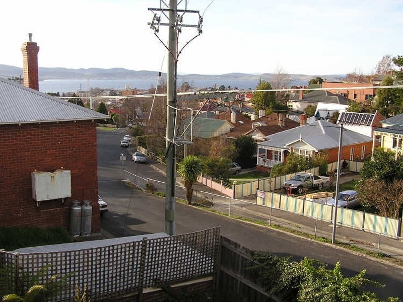 1 Salvator Road, West Hobart TAS 7000