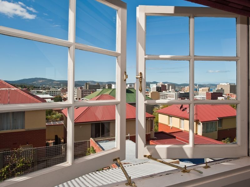 61 Barrack Street, West Hobart TAS 7000