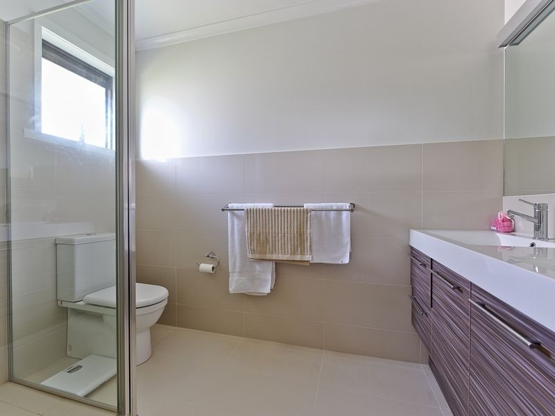 2 Hatton Gardens, Sandy Bay TAS 7005