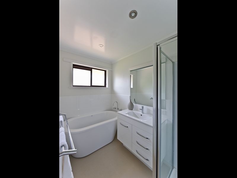 2 Hatton Gardens, Sandy Bay TAS 7005