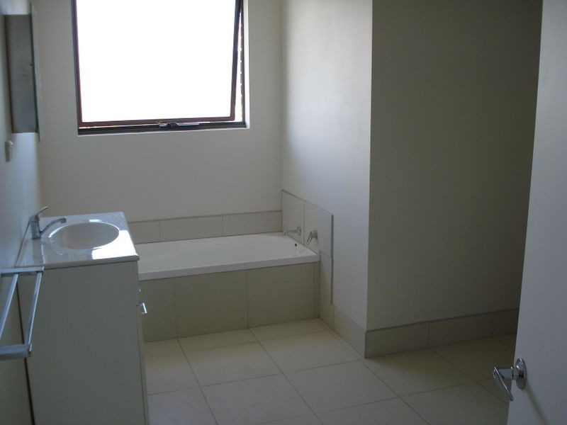 1/106 Abbotsfield Rd, Claremont TAS 7011