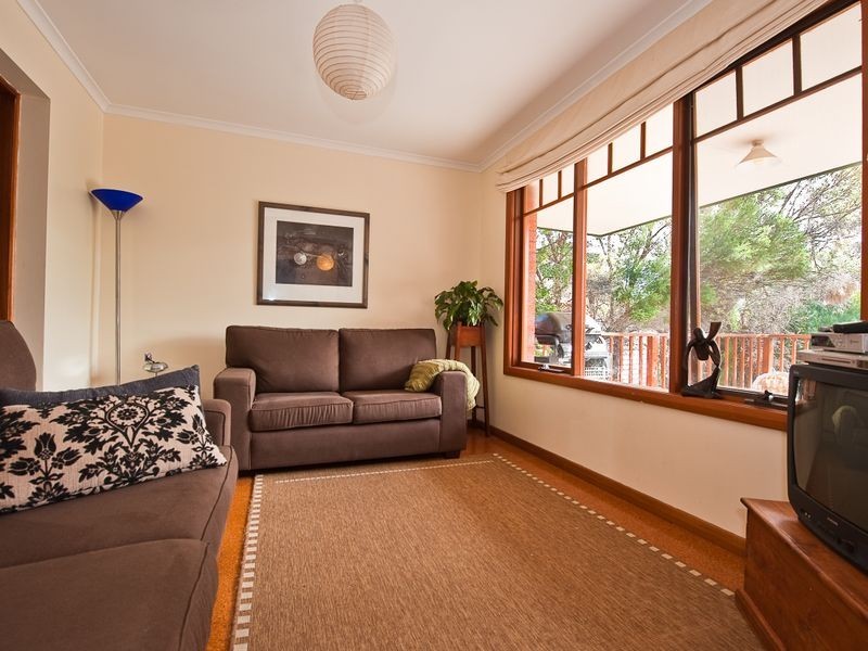 6 Hickman Street, Lenah Valley TAS 7008