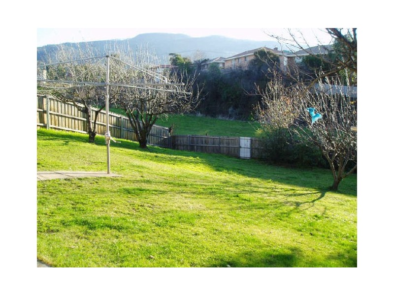 8 Delange Place, Claremont TAS 7011