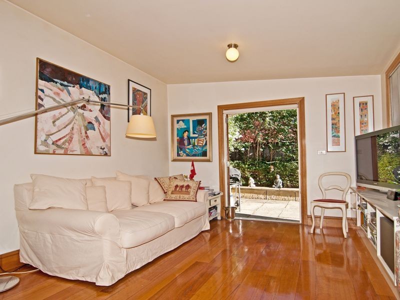 4 Balmoral Street, Sandy Bay TAS 7005