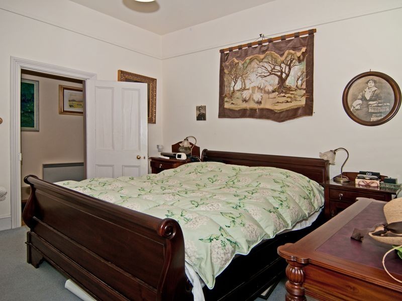 4 Balmoral Street, Sandy Bay TAS 7005