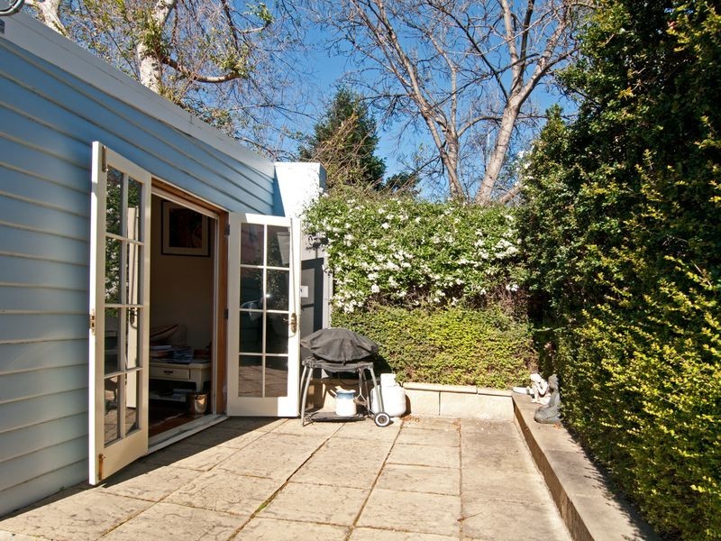 4 Balmoral Street, Sandy Bay TAS 7005