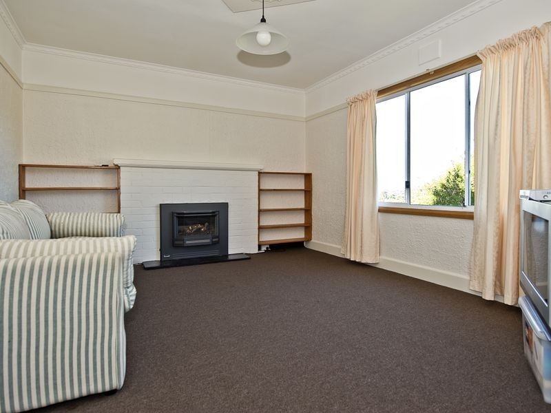 42 Kalang Avenue, Lenah Valley TAS 7008