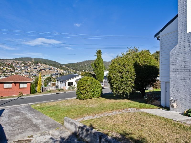 42 Kalang Avenue, Lenah Valley TAS 7008