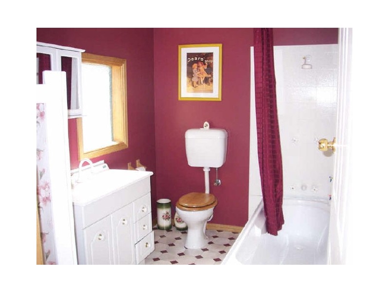 36 Hilton Road, Claremont TAS 7011